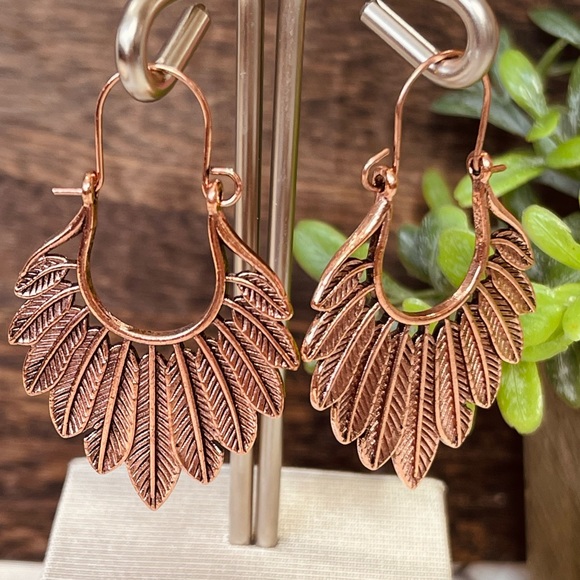 Hand Crafted Jewelry - BOHO FEATHER EARRINGS hanging feathers ROSE GOLD Chic Stylish Gypsy metal